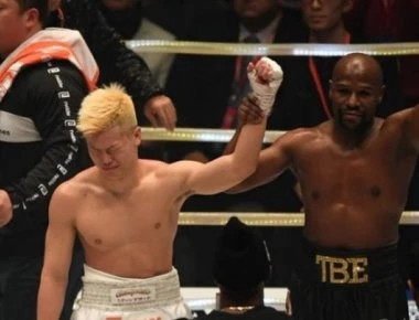 Ο Mayweather έβγαλε 9.000.000 δολάρια σε 139 δευτερόλεπτα – Δείτε πώς (βίντεο)